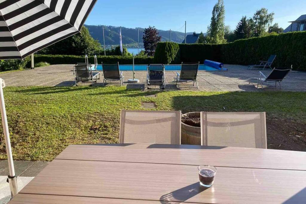 Die Seeblume - Ferienwohnung Mit Pool Und Seeblick บอดมัน-ลุดวิกส์ฮาเฟิน ภายนอก รูปภาพ