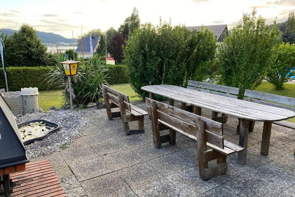 Die Seeblume - Ferienwohnung Mit Pool Und Seeblick บอดมัน-ลุดวิกส์ฮาเฟิน ภายนอก รูปภาพ