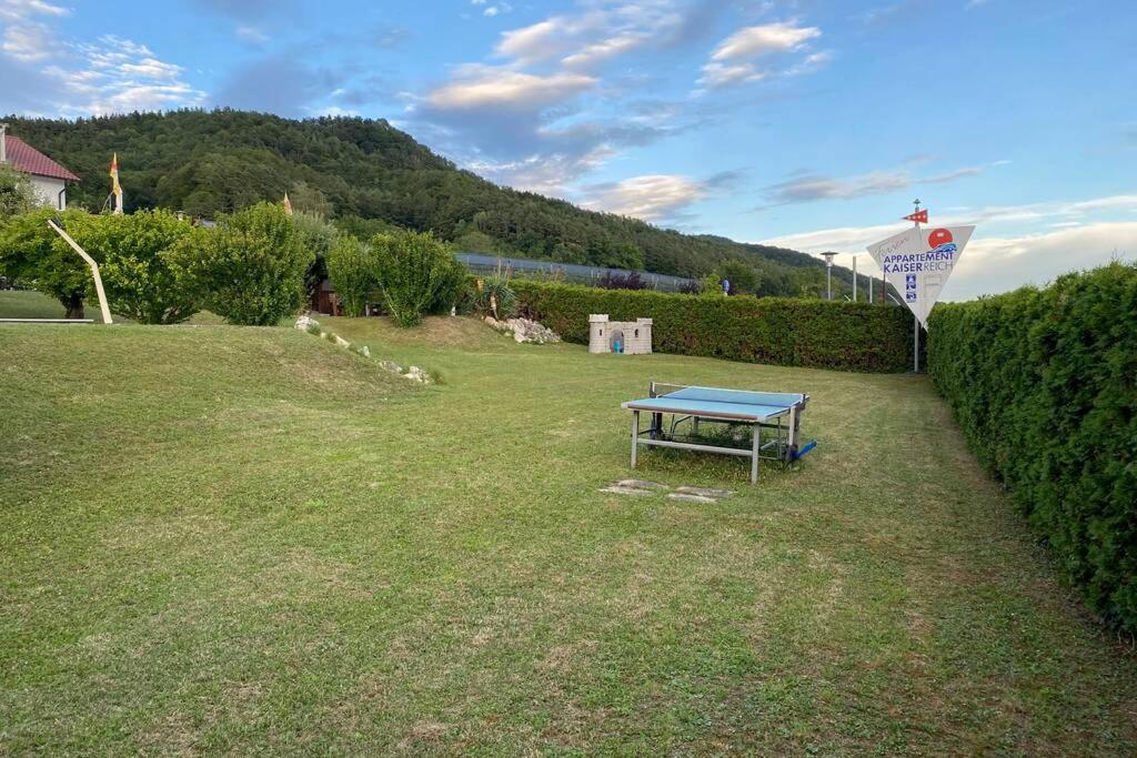 Die Seeblume - Ferienwohnung Mit Pool Und Seeblick บอดมัน-ลุดวิกส์ฮาเฟิน ภายนอก รูปภาพ